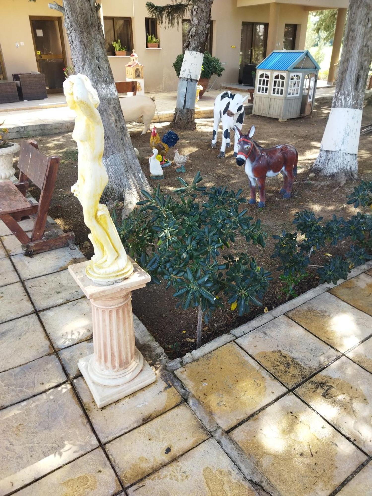 Anastasia Holiday Apartments Paphos ภายนอก รูปภาพ